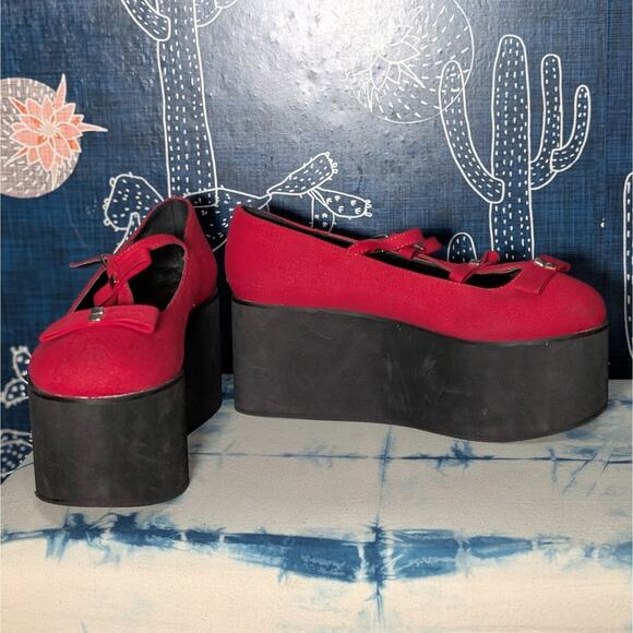 Demonia Click 08 T Strap Platform Sandals Shoes Red Canvas Women's Fits 7.5 - Picture 5 of 10